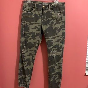 Zara Camouflage Distressed Ankle Jeans
